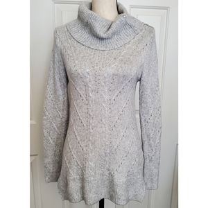 White House Black Market Sweater Size X-Small